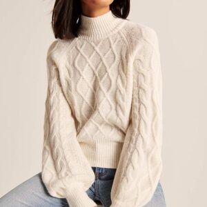 Abercrombie and Fitch Balloon Sleeve Mock Neck Cozy Knit Sweater Size Small